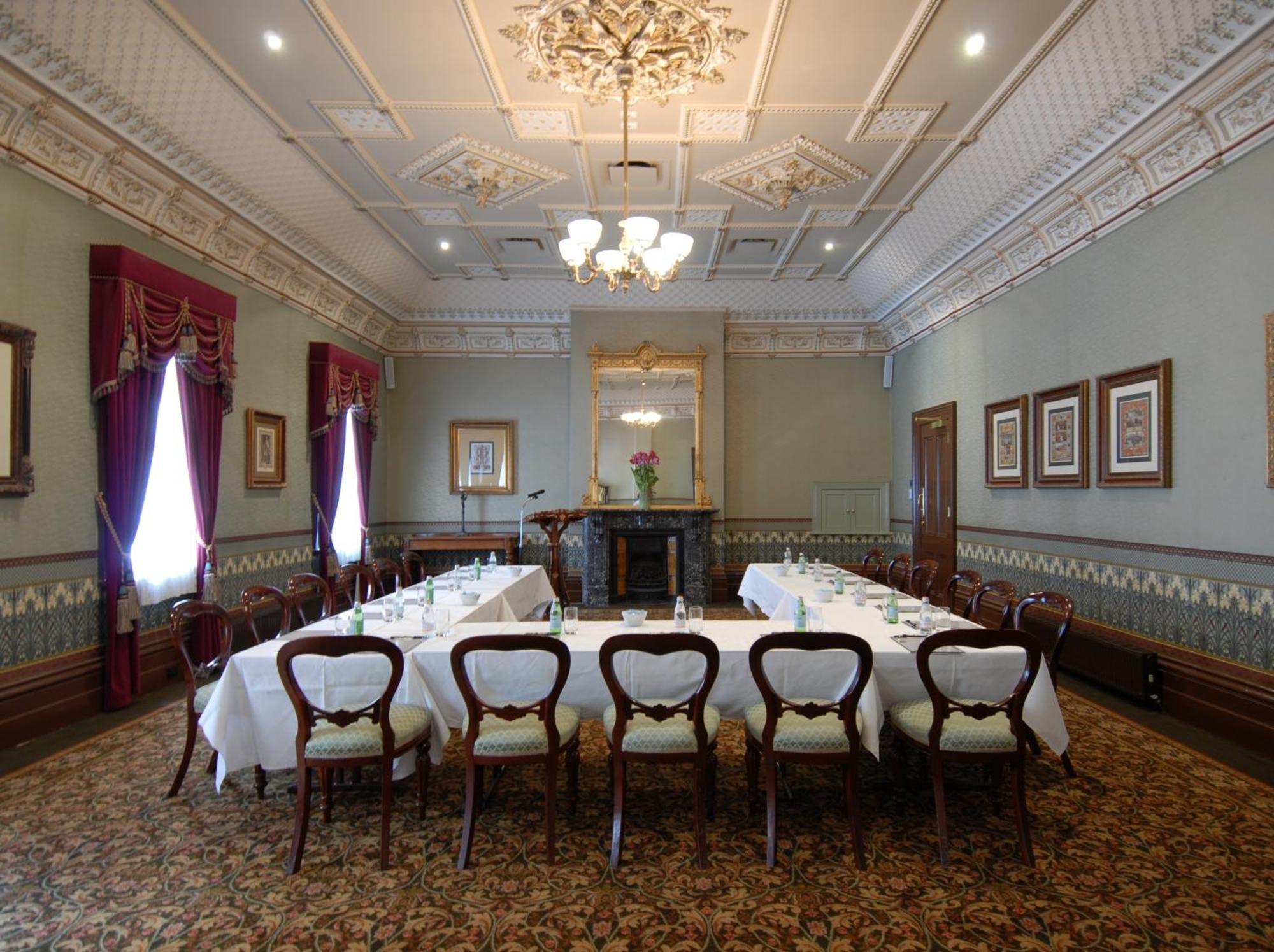 Craig'S Royal Hotel Ballarat Luaran gambar The Boardroom