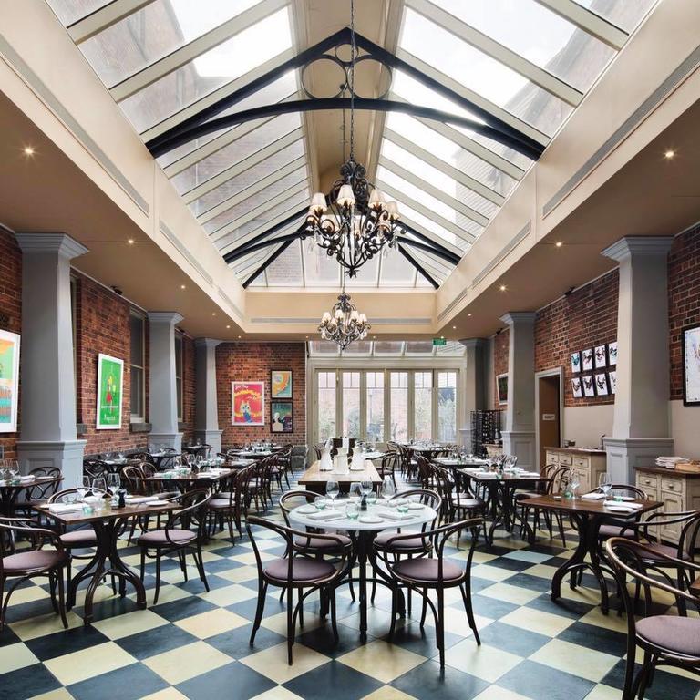 Craig'S Royal Hotel Ballarat Luaran gambar The interior of the restaurant