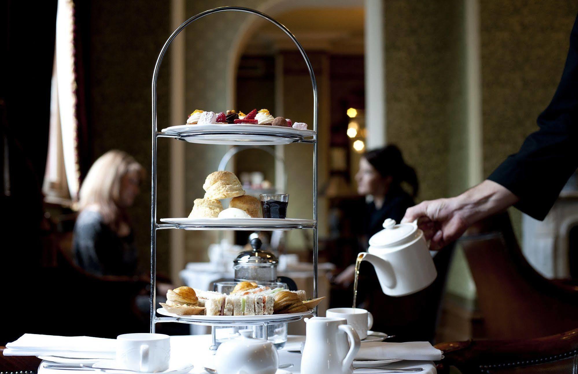 Craig'S Royal Hotel Ballarat Luaran gambar Afternoon tea at the Ritz
