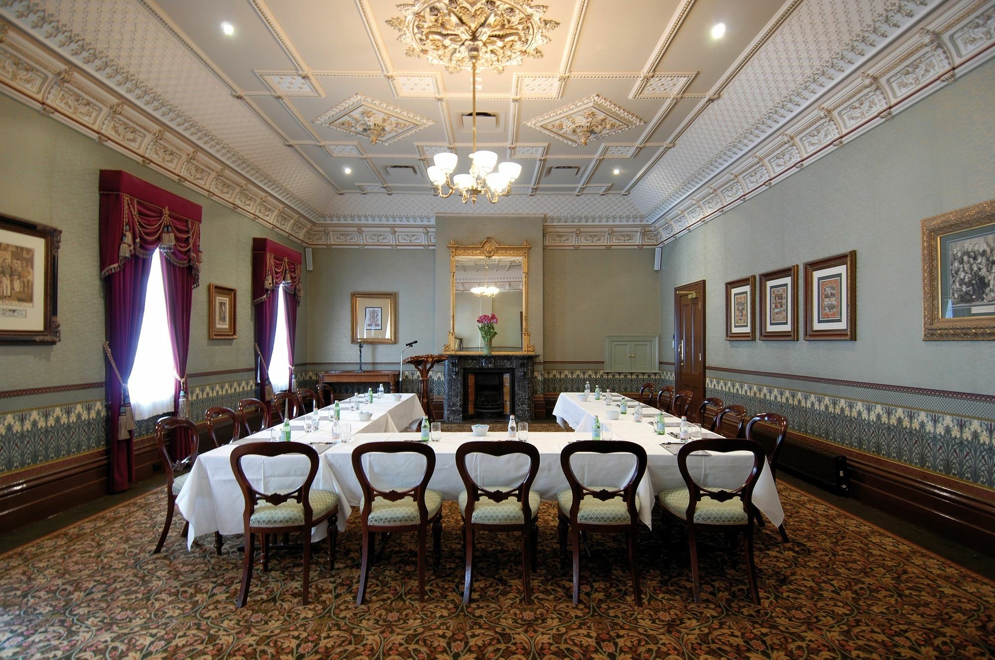 Craig'S Royal Hotel Ballarat Luaran gambar The Boardroom